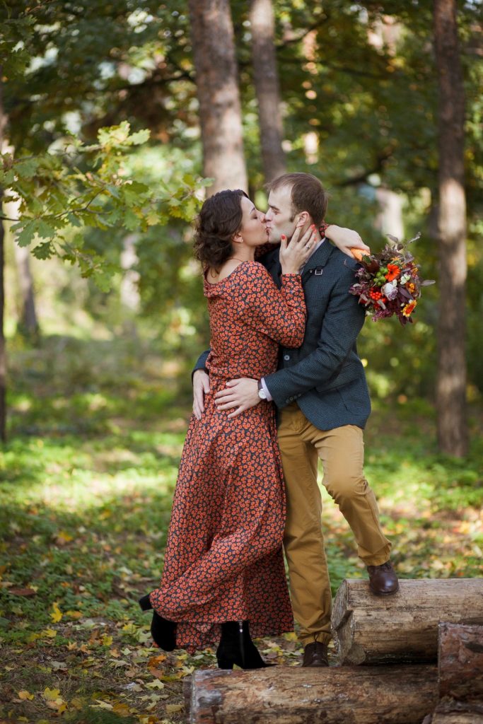 Hochzeitsfotograf Magdeburg – Brautpaarfoto im Park