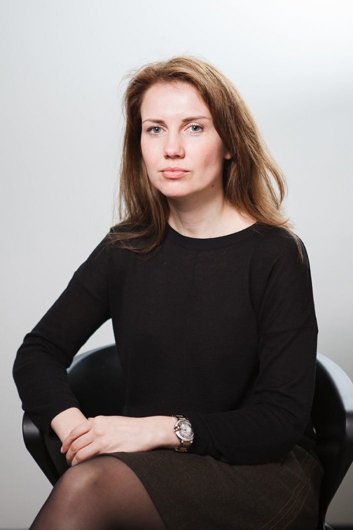 Professionelles Bewerbungsfoto im Studio Magdeburg