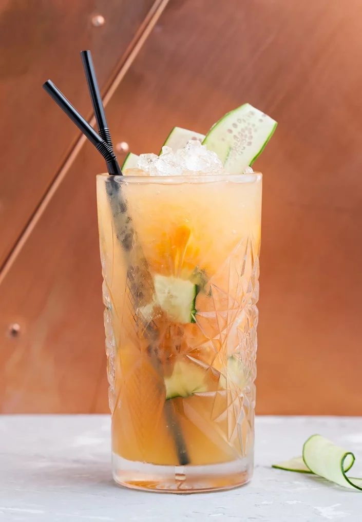 Professionelle Fotografie von Getränken im Restaurant Spezzo, visueller Content für Gastronomie und Social Media